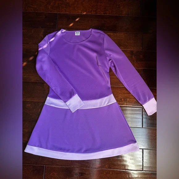 Women’s size Large Daphne (Scooby Doo) costume. - Picture 4 of 6